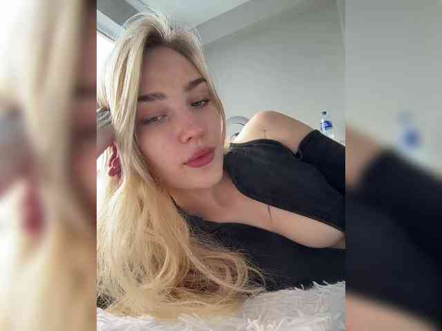 Model: AlinnaAnnila