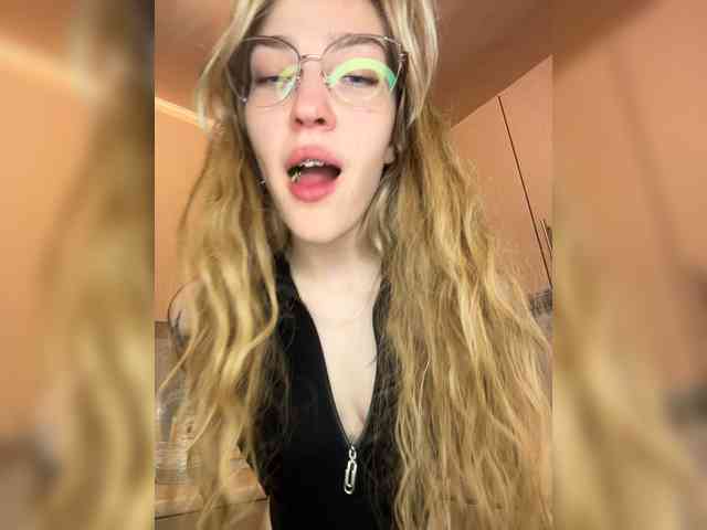 AlinnaAnnila webcam