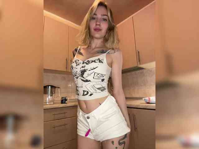 AlinnaAnnila webcam