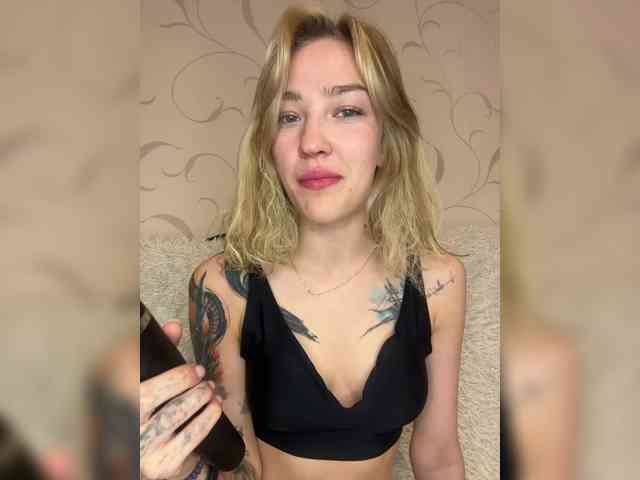 Looonacom Live Webcam on BongaCams