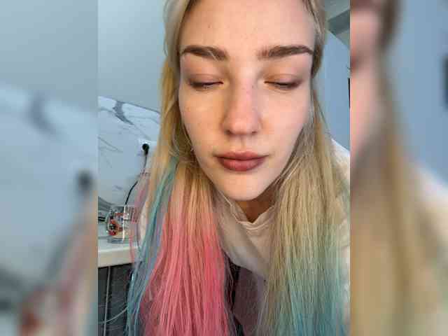 alinnaannila's live room