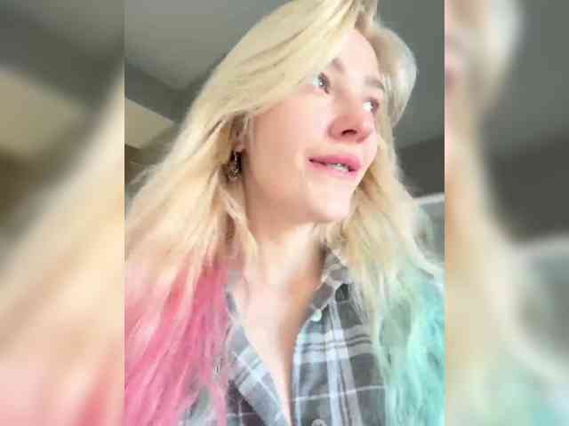 AlinnaAnnila webcam