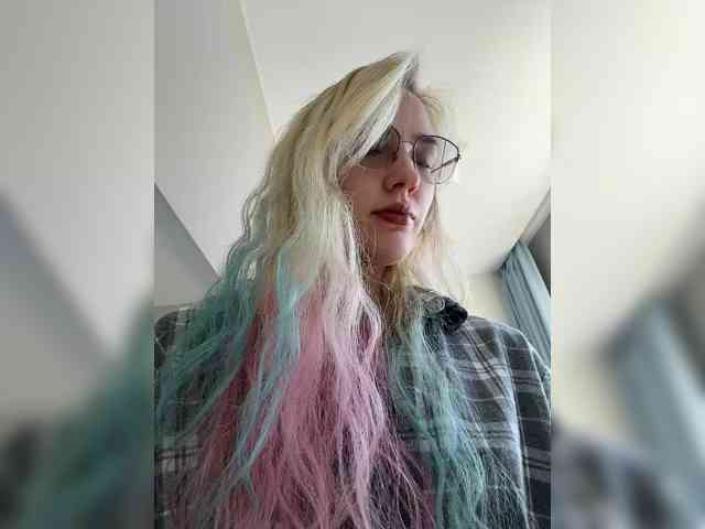 AlinnaAnnila webcam