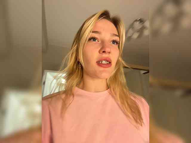 Looonacom - Girl 