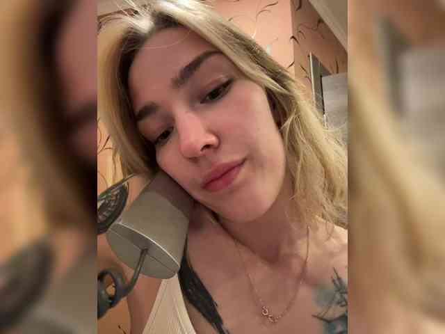 AlinnaAnnila webcam