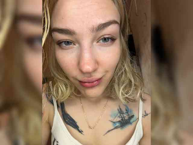 Модель: AlinnaAnnila