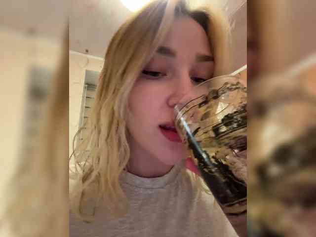 AlinnaAnnila webcam