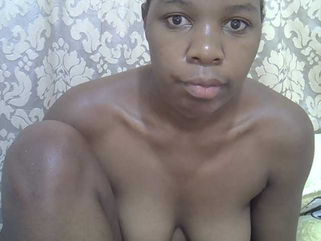 cuddlecanvas live cam on BongaCams