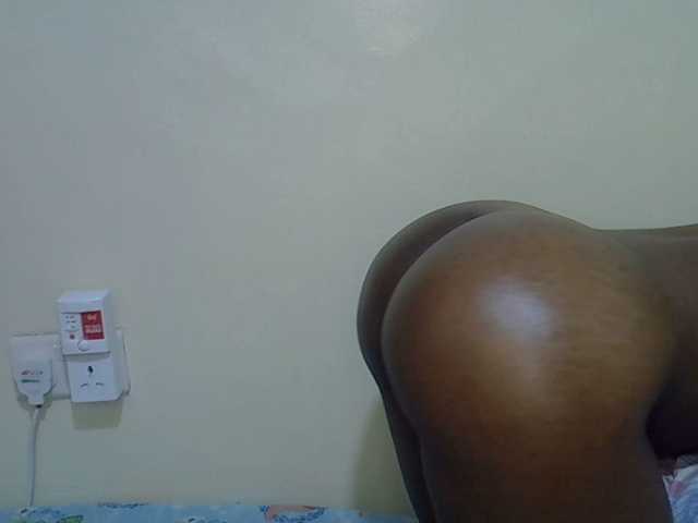 cuddlecanvas live cam on BongaCams