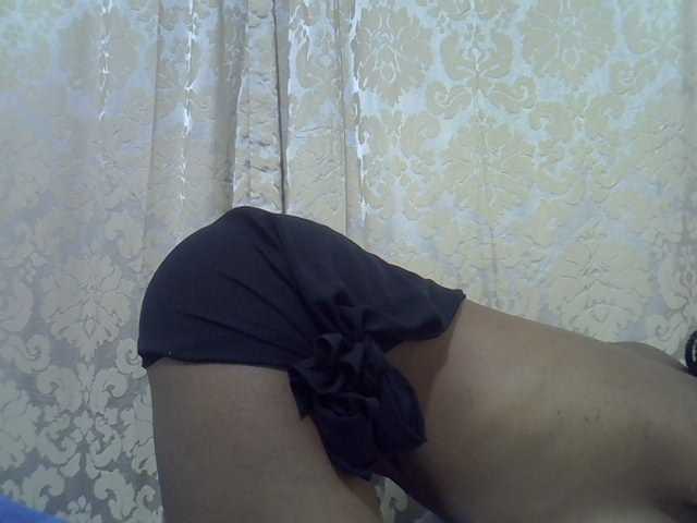 cuddlecanvas live cam on BongaCams