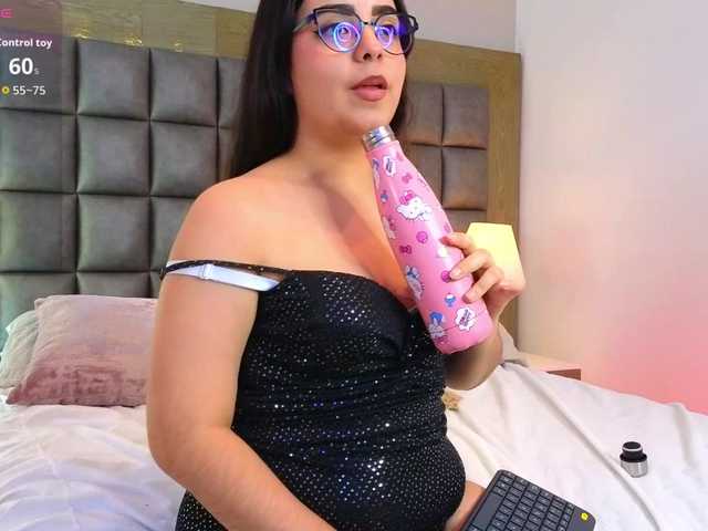 LunaHill live cam on BongaCams