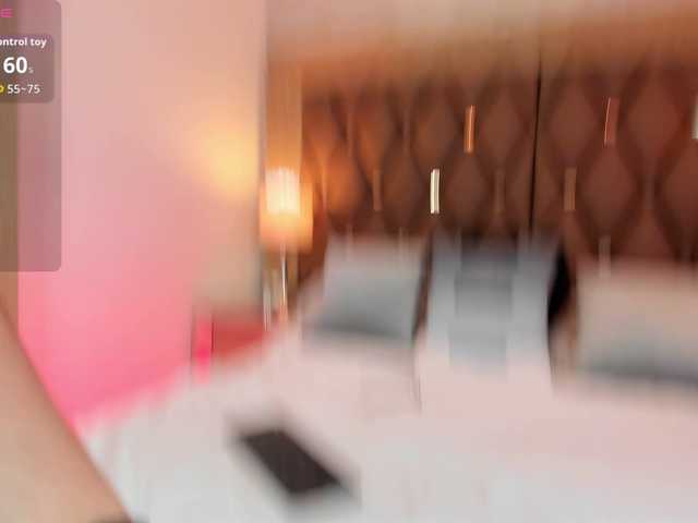 LunaHill live cam on BongaCams
