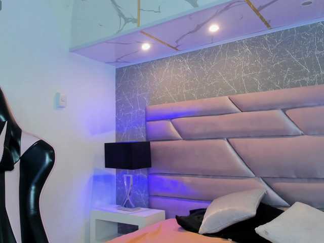  TiffanyCollins chat room