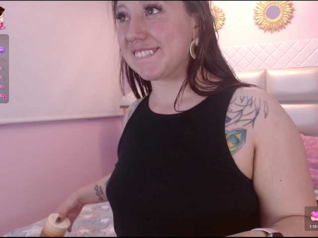 cinamoon live cam on BongaCams