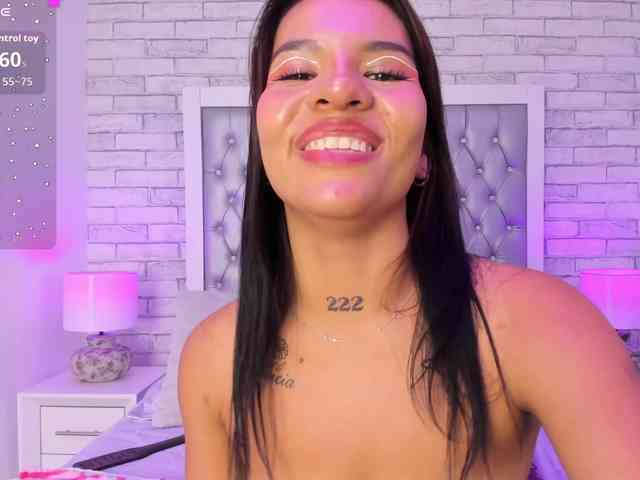 KarolaynWest webcam