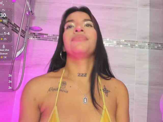 KarolaynWest webcam