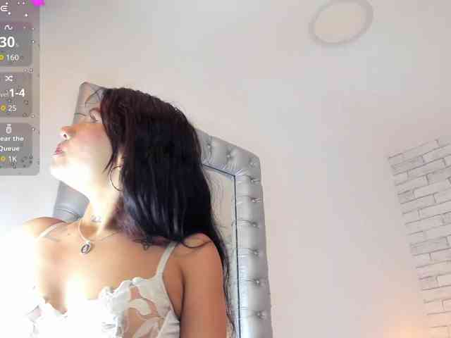 KarolaynWest webcam