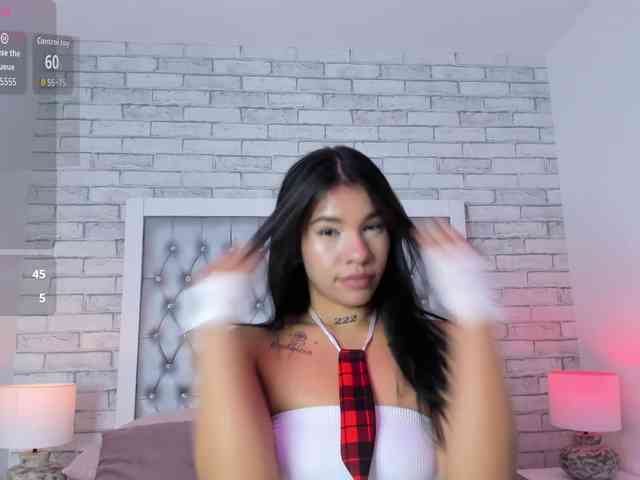 KarolaynWest webcam