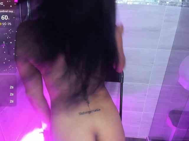 KarolaynWest webcam