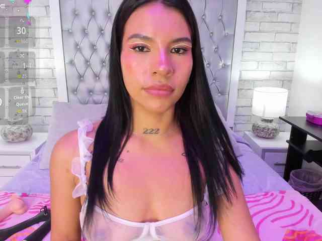 KarolaynWest webcam