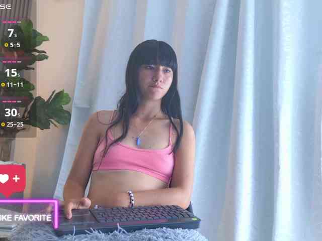 MiaCortes webcam