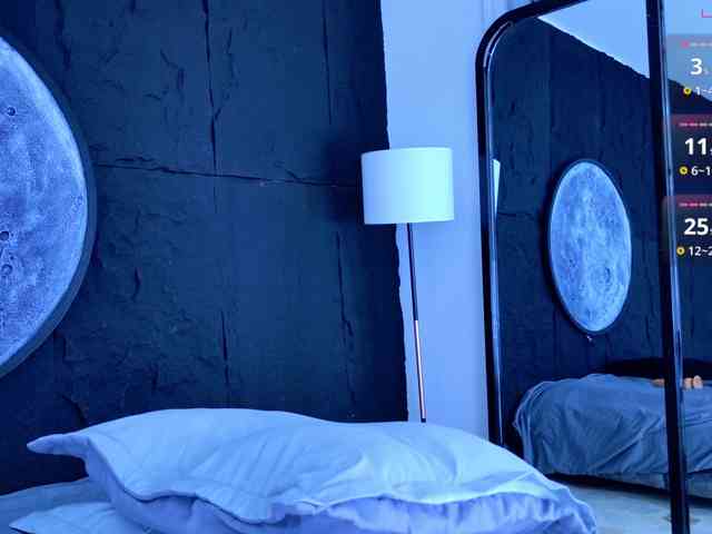 MiaCortes webcam