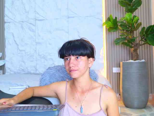 MiaCortes webcam