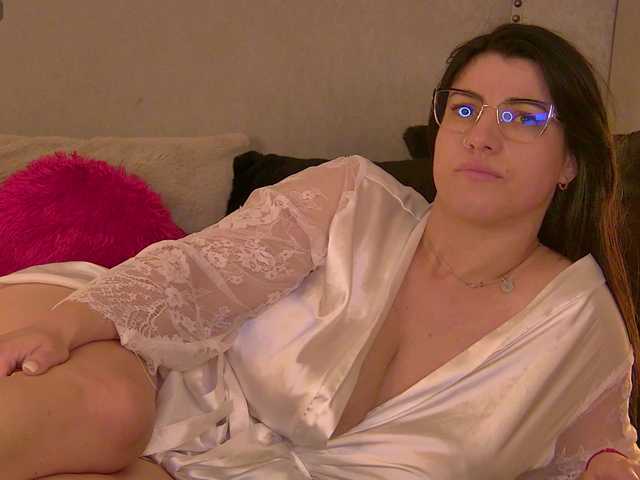 Sonya-Aysa live cam on BongaCams