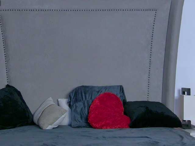 Sonya-Aysa live cam on BongaCams