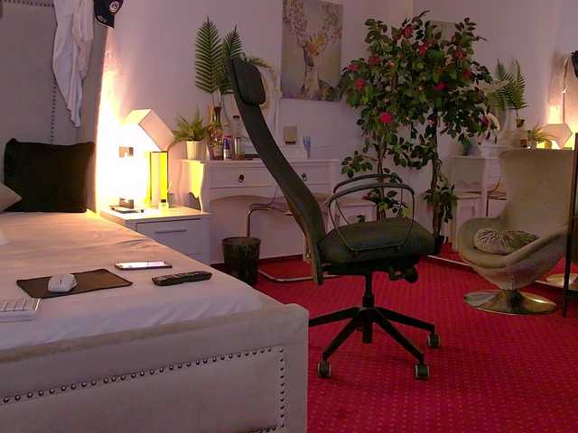 Sonya-Aysa live cam on BongaCams