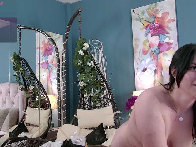 Sonya-Aysa live cam on BongaCams