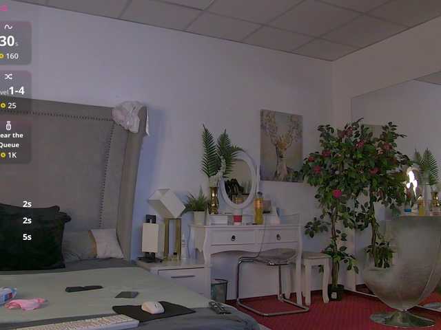 Sonya-Aysa live cam on BongaCams