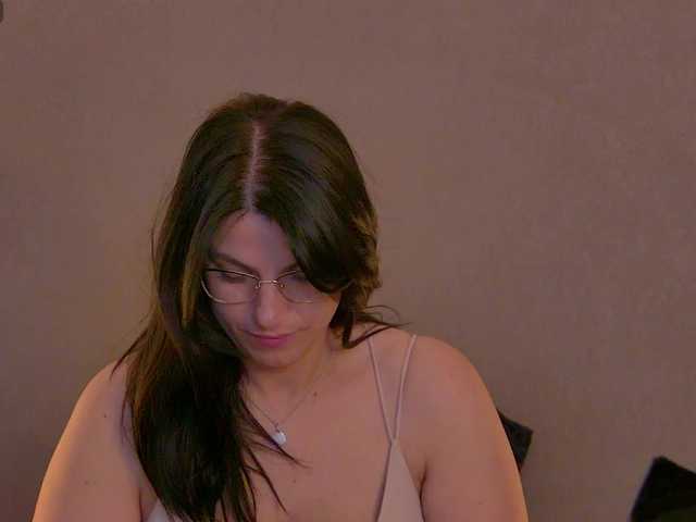 Sonya-Aysa live cam on BongaCams