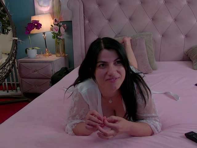 Sonya-Aysa live cam on BongaCams