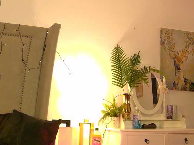Sonya-Aysa, live now on BongaCams