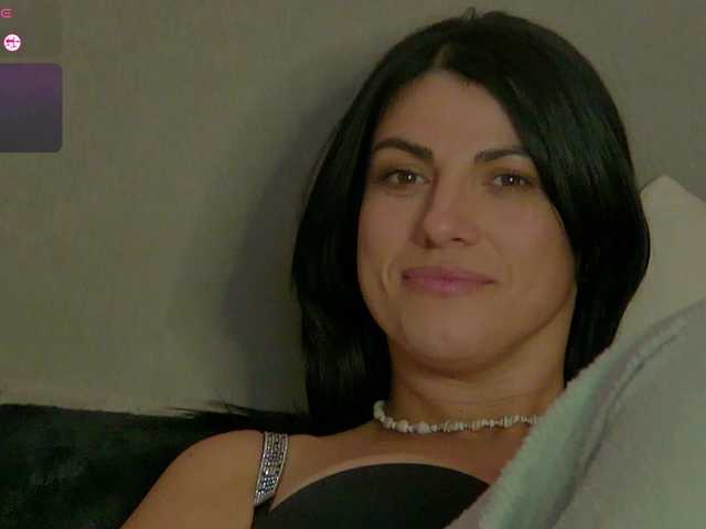 Sonya-Aysa live cam on BongaCams
