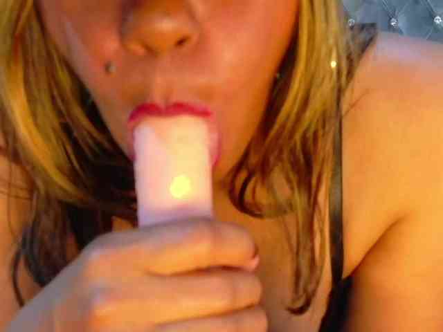 MaribelVega webcam