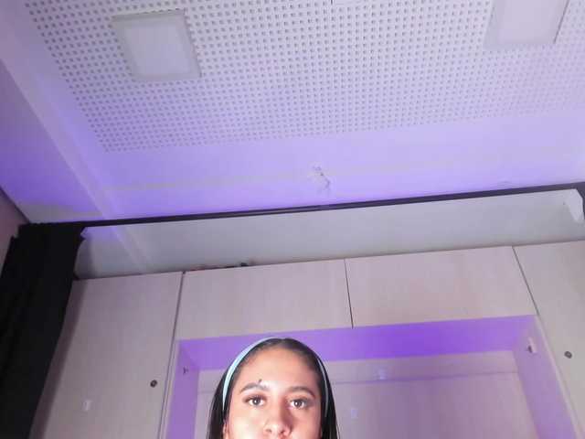 BellaBroocks live cam on BongaCams