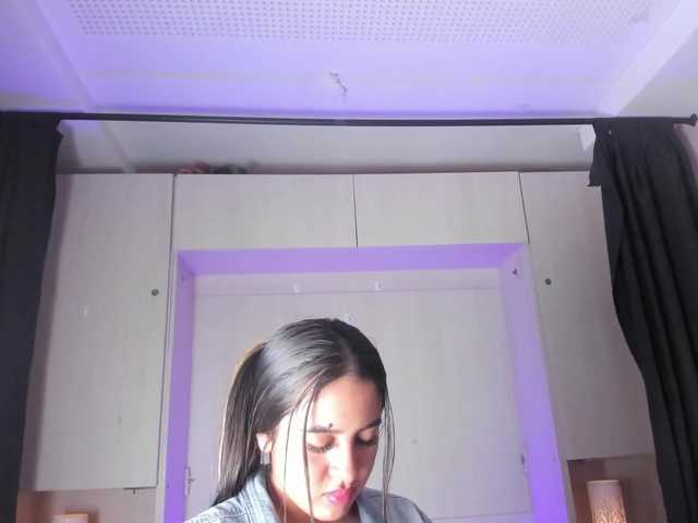 BellaBroocks