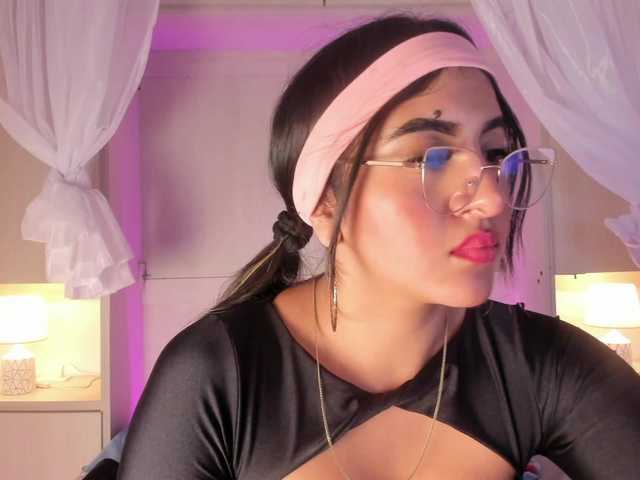 BellaBroocks