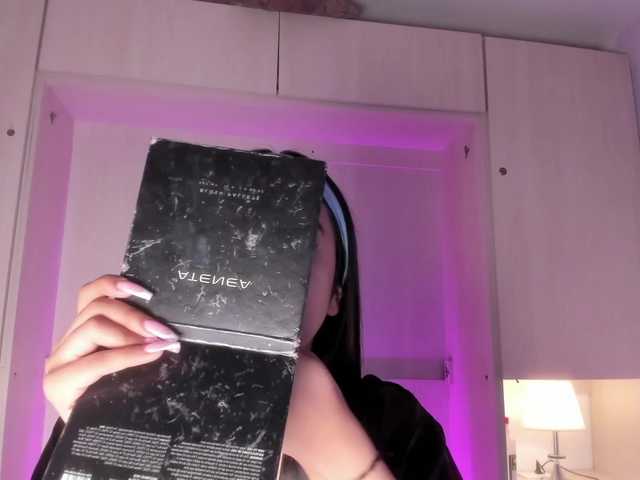 BellaBroocks