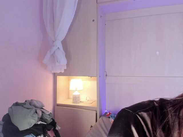 BellaBroocks live cam on BongaCams