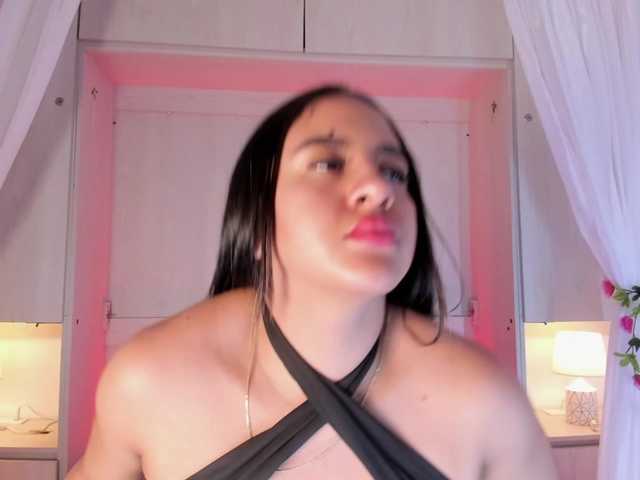 BellaBroocks live cam on BongaCams