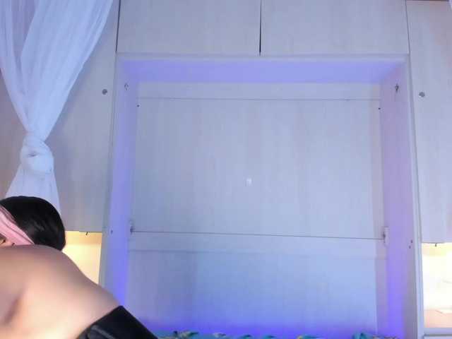 BellaBroocks live cam on BongaCams