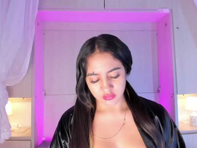 BellaBroocks live cam on BongaCams