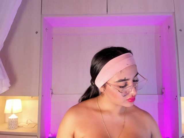 BellaBroocks