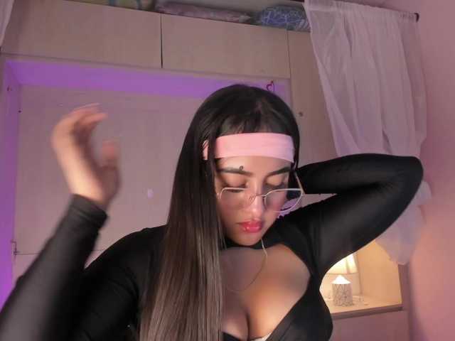 BellaBroocks