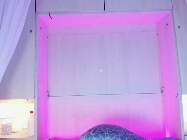 BellaBroocks live cam