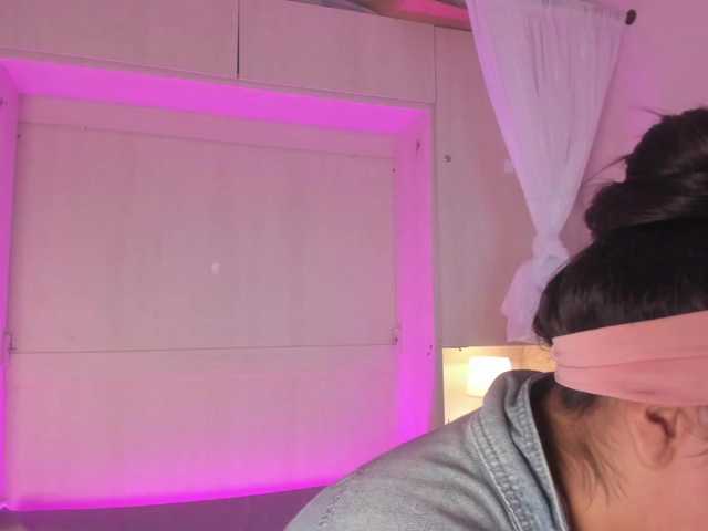 BellaBroocks preview