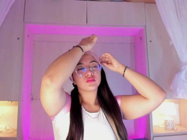 BellaBroocks